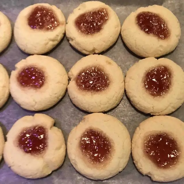 strawberry thumbprint cookies - tyra bakes regina